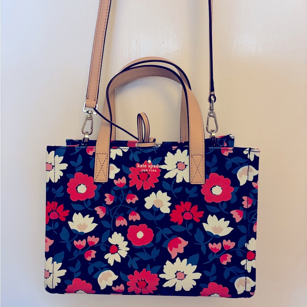 Kate Spade Navy and Tan Floral Tote